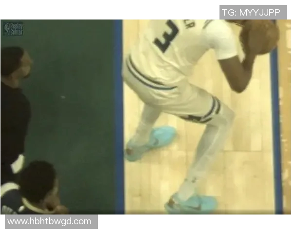 [2026年02月05日] NBA争议判罚深度解析：特纳绝平三分疑踩线，雄鹿险胜鹈鹕惊心动魄